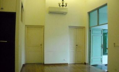 3 Bedroom Villa for sale in Phaya Thai, Bangkok