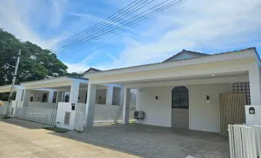 3 Bedroom House for sale in Saraphi, Chiang Mai