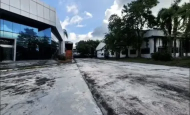 1 Bedroom Warehouse for sale in Hua Wa, Prachin Buri