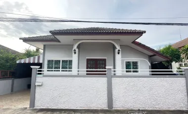 3 Bedroom House for sale in Pak Nam Pho, Nakhon Sawan