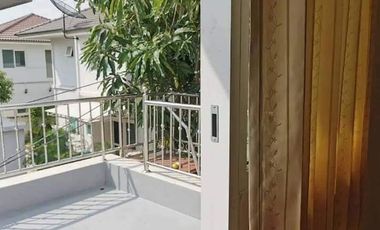 3 Bedroom House for sale at Pruklada Bangna
