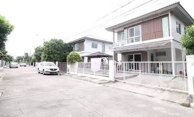 3 Bedroom House for sale at Pruklada Bangna