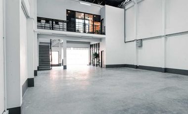 Warehouse for sale in Bang Nam Chuet, Samut Sakhon