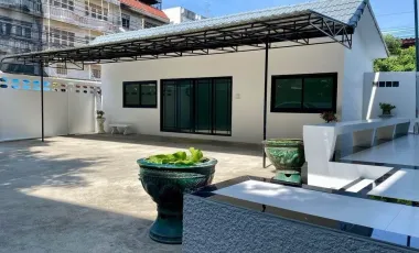 5 Bedroom House for rent in Phra Pathom Chedi, Nakhon Pathom