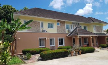 LARGE HOUSE IN COMPOUND IN CHIANGRAI CITY