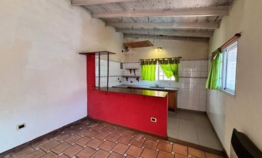 Casa PH en alquiler en Wilde Centro