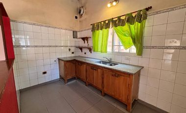 Casa PH en alquiler en Wilde Centro