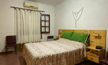 SE VENDE CASA EN RECREO CENTRO