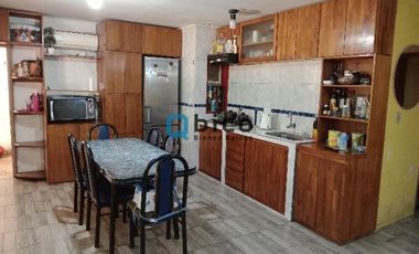 Casa de Barrio Ampliada c/ Garage en Oberá