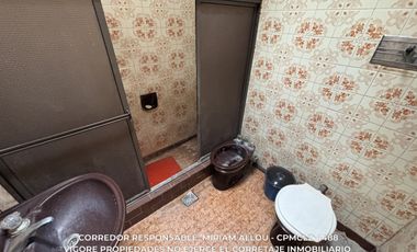 Casa en venta c/ cochera en Monte Grande