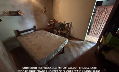 Casa en venta c/ cochera en Monte Grande