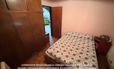 Casa en venta c/ cochera en Monte Grande