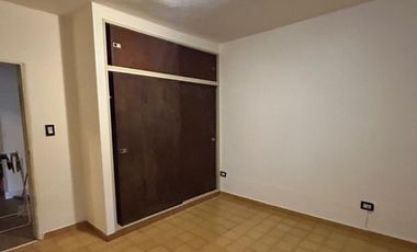 Casa en alquiler en Paso del Rey Norte