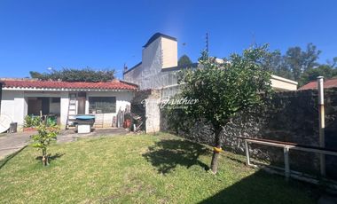 Casa en venta c/ cochera en Campana