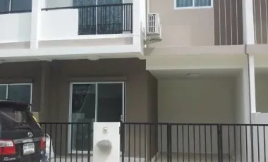 2 Bedroom Townhouse for sale at Baan D Bangtorad