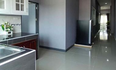 2 Bedroom Townhouse for sale at Yu Charoen Village 3