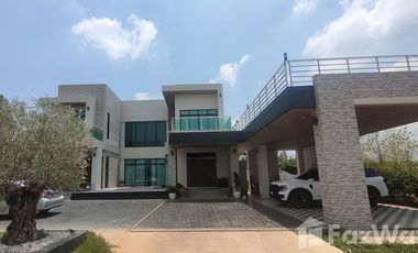 4 Bedroom House for sale in Lat Takhian, Prachin Buri