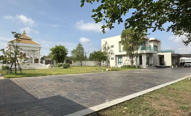 4 Bedroom House for sale in Lat Takhian, Prachin Buri