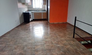 ALQUILER MONOAMBIENTE  CON COCHERA BURZACO