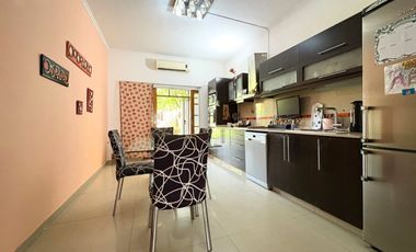 PH tipo CASA 4 ambiente en venta Caseros COCHERAS