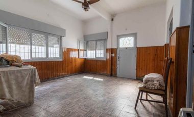 Venta PH 2 ambientes Lanus con Galpon