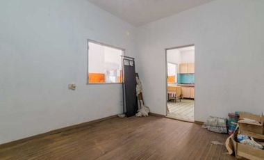 Venta PH 2 ambientes Lanus con Galpon