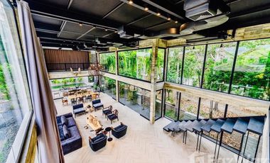 Live in Luxury at This Quiet, Refined Taweesook Villa