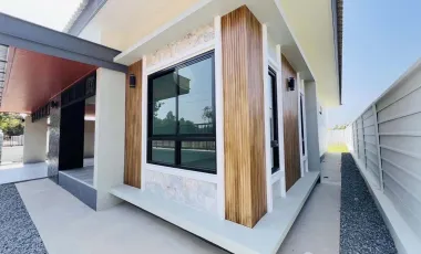 3 Bedroom House for sale in Phang Khwang, Sakon Nakhon