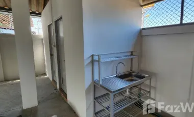 Warehouse for rent in Khlong Maduea, Samut Sakhon