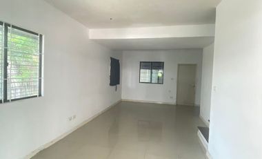 3 Bedroom Townhouse for rent at Baan Pruksa 83 Boromratchonnanee-Sai 5