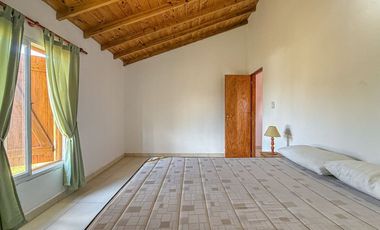 Venta PH de 6 Ambientes en Mar del Sud con parque