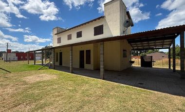 Venta PH de 6 Ambientes en Mar del Sud con parque