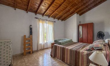 Venta PH de 6 Ambientes en Mar del Sud con parque