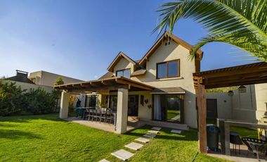 Condominio El Refugio/Piedra Roja - Casa - Arriendo