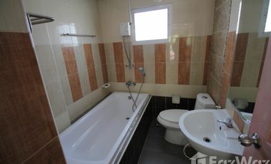 Studio Apartment for rent at Chompoo