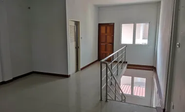 1 Bedroom Townhouse for sale at Boonyong Place