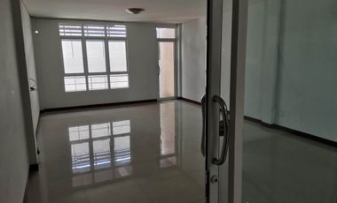 1 Bedroom Townhouse for sale at Boonyong Place