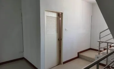 1 Bedroom Townhouse for sale at Boonyong Place