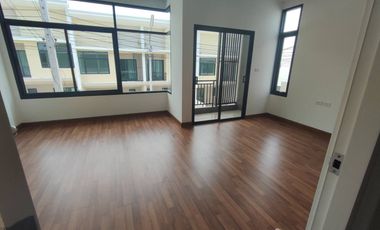 3 Bedroom Townhouse for sale at Grand Village