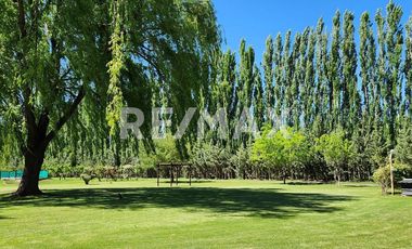 CASA QUINTA CON FRENTE DE RUTA 151 km 9,3