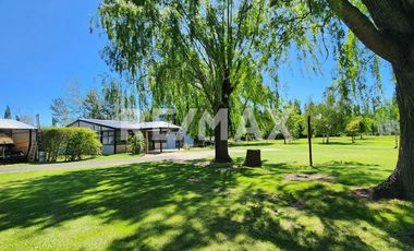 CASA QUINTA CON FRENTE DE RUTA 151 km 9,3