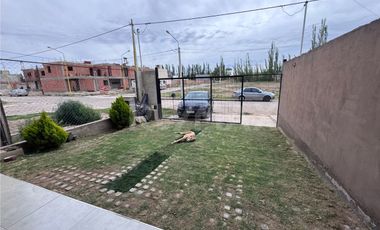 VENTA DÚPLEX 2 DORMITORIOS B° TIERRA MANSA