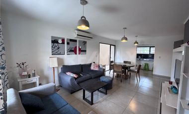 VENTA DÚPLEX 2 DORMITORIOS B° TIERRA MANSA