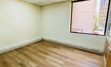 Oficina en Arriendo en OPORTUNIDAD VENTA DE OFICINAS EN EL CORAZON DE PROVIDENCIA!! A PASOS METRO PEDRO DE VALDIVIA