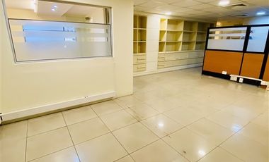Oficina en Arriendo en OPORTUNIDAD VENTA DE OFICINAS EN EL CORAZON DE PROVIDENCIA!! A PASOS METRO PEDRO DE VALDIVIA