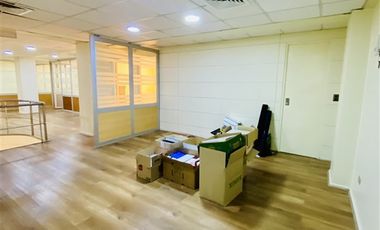 Oficina en Arriendo en OPORTUNIDAD VENTA DE OFICINAS EN EL CORAZON DE PROVIDENCIA!! A PASOS METRO PEDRO DE VALDIVIA