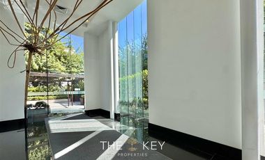 Local Comercial en Arriendo en Av Apoquindo - El Bosque