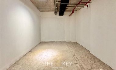 Local Comercial en Arriendo en Av. Apoquindo - El Bosque