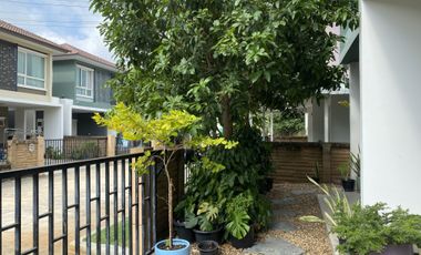 3 Bedroom House for sale in Phanthai Norasing, Samut Sakhon