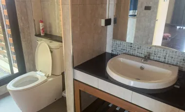 6 Bedroom House for sale in Nai Mueang, Phitsanulok